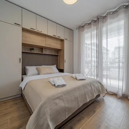 Apartment Nuevo 1 *